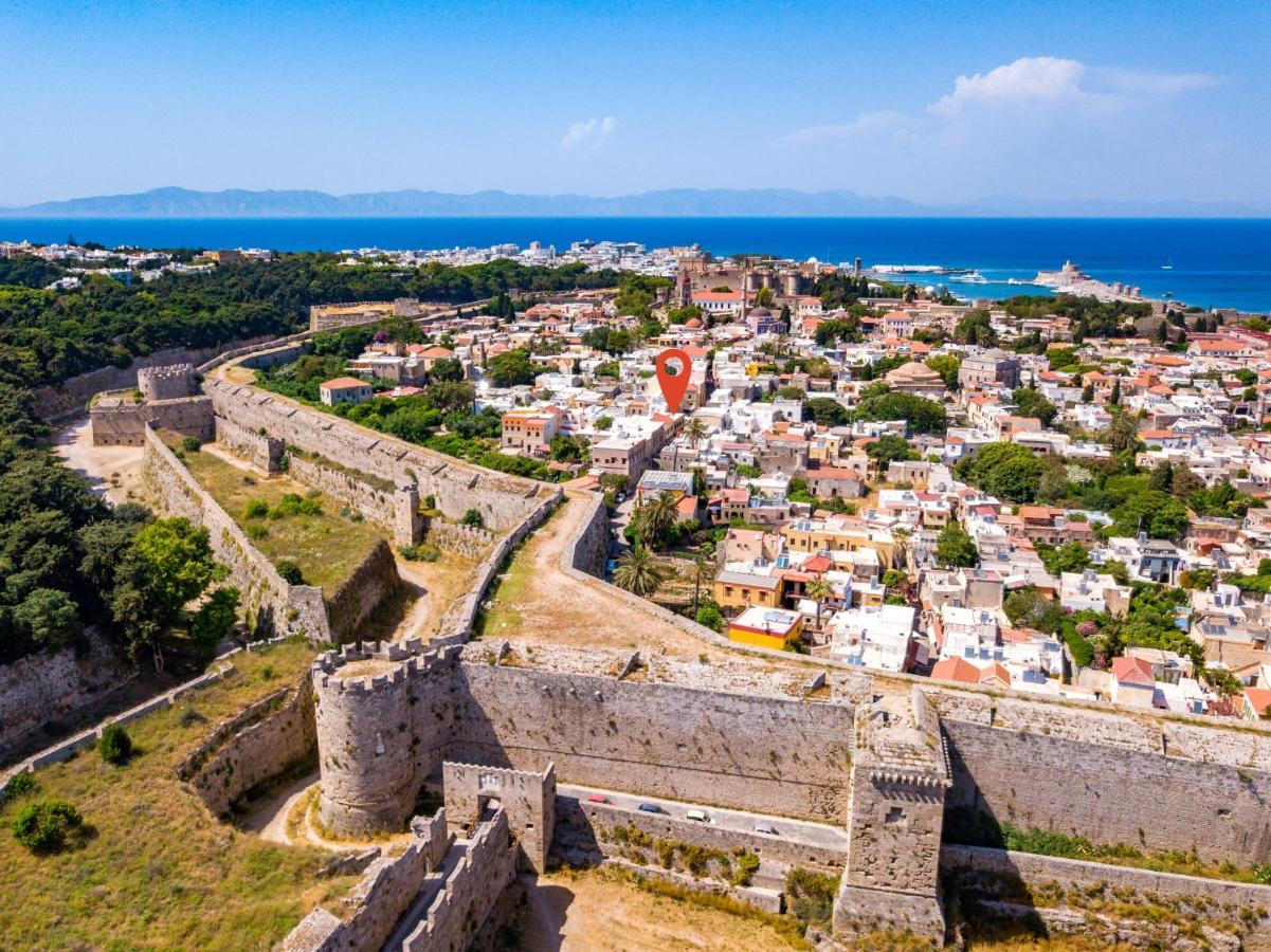 Medieval Poem Rhodes City Extérieur photo