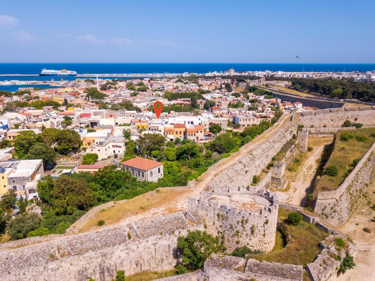 Medieval Poem Rhodes City Extérieur photo
